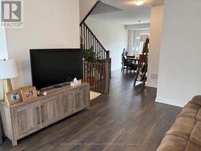 77 Riley Reed Ln in Richmond Hill, ON - Building Photo - Building Photo