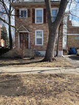 319 N 6th Ave in Maywood, IL - Building Photo