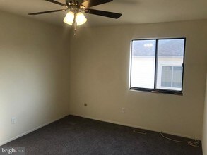 9238 Jamison Ave in Philadelphia, PA - Building Photo - Building Photo