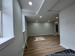 32 Queensberry St, Unit C in Boston, MA - Building Photo - Building Photo