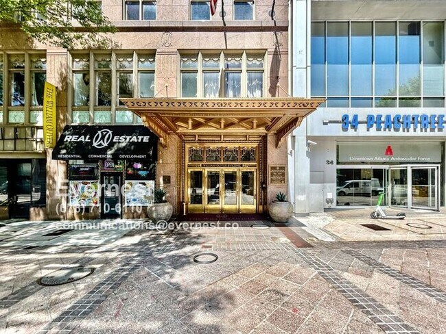 property at 32 Peachtree St