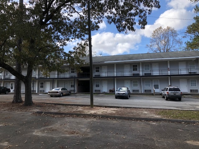 124 W Peacock St in Cochran, GA - Building Photo - Building Photo