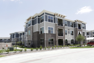 Enclave at Westport in Roanoke, TX - Building Photo - Building Photo