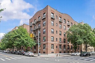 117 Seaman Ave in New York, NY - Building Photo