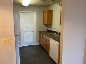 320 Toni Ln, Unit D in Branson, MO - Building Photo - Building Photo