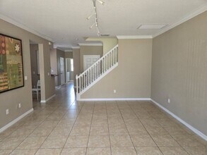 1250 Clove Dr in Poinciana, FL - Building Photo - Building Photo
