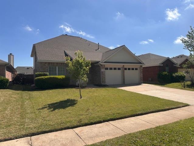 5880 Crestview Dr in Grand Prairie, TX - Building Photo - Building Photo