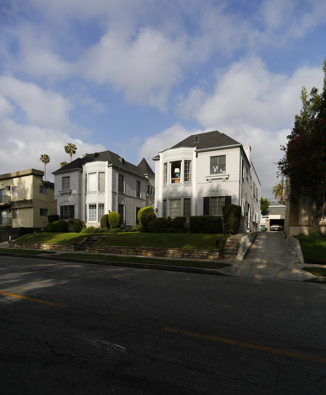 443 S Norton Ave in Los Angeles, CA - Building Photo - Building Photo