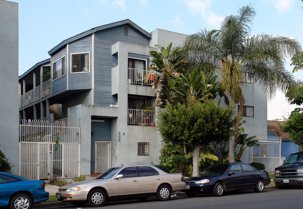 959 S Kenwood Ave in Inglewood, CA - Building Photo