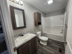 1 Sparrow Hill Dr in Orion Township, MI - Building Photo - Building Photo