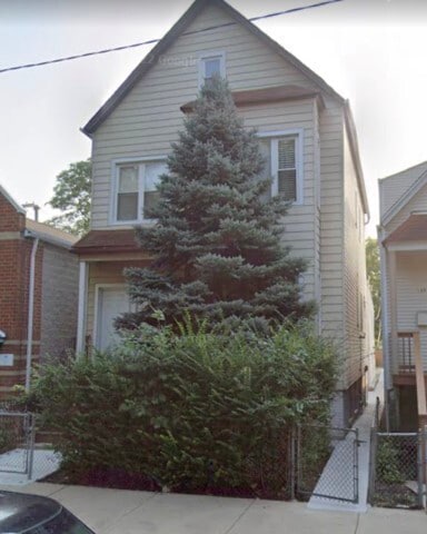 property at 1937 N Spaulding Ave