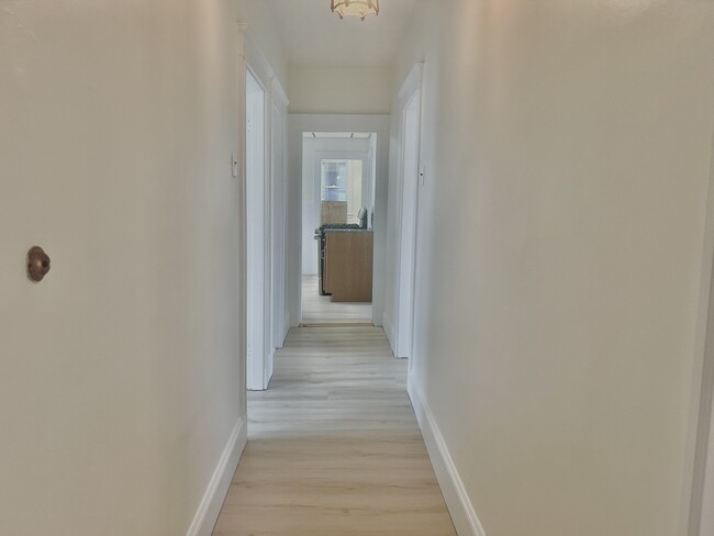 5 Magnus Ave, Unit 2 in Somerville, MA - Building Photo - Building Photo