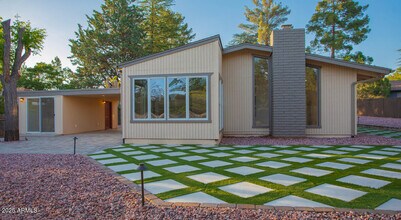 21 Hummingbird Cir in Sedona, AZ - Building Photo - Building Photo