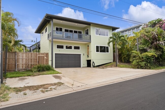 property at 2755 Panepoo St