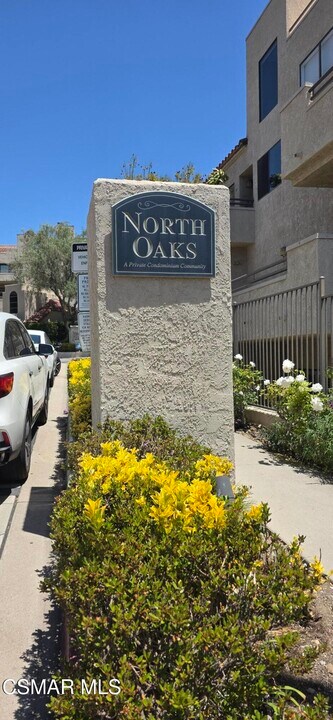 61 McAfee Ct in Thousand Oaks, CA - Building Photo
