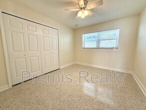 2192 Louisa Dr in Belleair Beach, FL - Building Photo - Building Photo