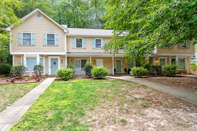 839 Dalewood Dr in Raleigh, NC - Building Photo - Building Photo