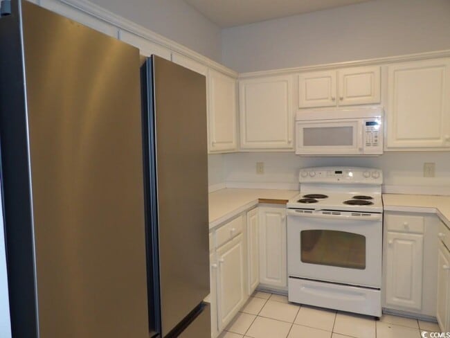 1058 Sea Mountain Hwy in North Myrtle Beach, SC - Building Photo - Building Photo