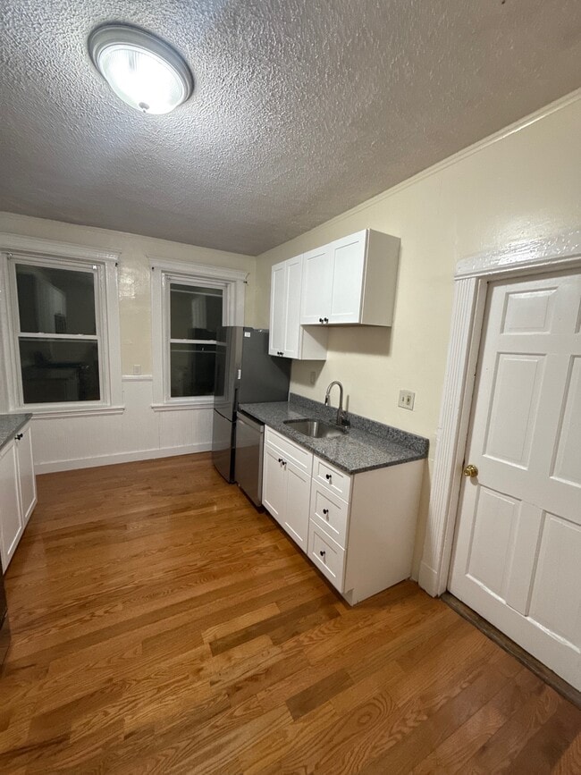 447 Park Dr in Boston, MA - Building Photo - Building Photo
