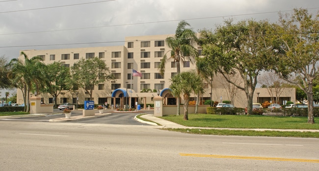 B'nai B'rith I, II, & III Deerfield Apartments in Deerfield Beach, FL - Building Photo - Building Photo