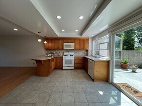 3804 Mainsail Cir in Westlake Village, CA - Building Photo - Building Photo
