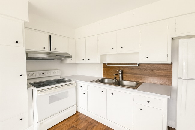 6270 Sunrise Blvd in Sunrise, FL - Building Photo - Building Photo