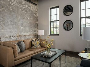 Planing Mill in Buffalo, NY - Foto de edificio - Interior Photo