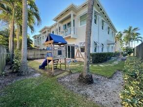2117 SE 5th St in Pompano Beach, FL - Building Photo - Building Photo