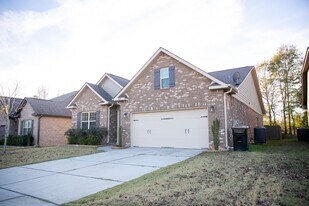 1433 Clearwater Dr NE in Cullman, AL - Building Photo