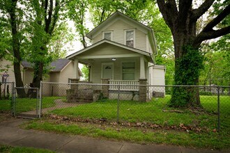 1407 NW Jackson St in Topeka, KS - Building Photo - Building Photo
