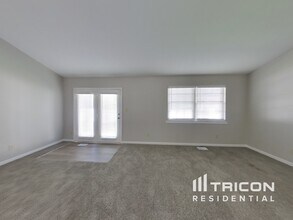 6296 Thistle Bend in Avon, IN - Building Photo - Building Photo