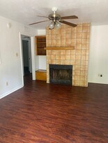 6824 Jefferson Paige Rd in Shreveport, LA - Building Photo