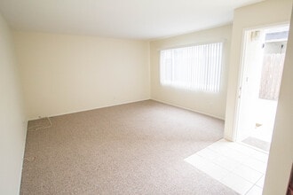 2224 Curtis Ave, Unit D in Redondo Beach, CA - Building Photo - Building Photo