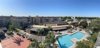 406 NW 68th Ave in Fort Lauderdale, FL - Building Photo