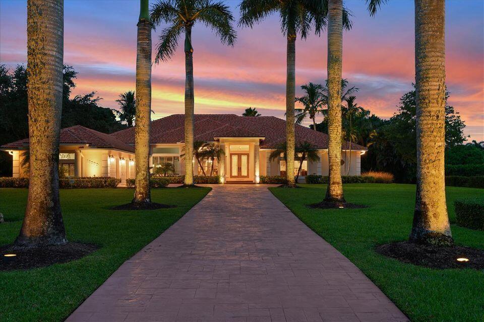 15390 Earhart Pl in Wellington, FL - Building Photo