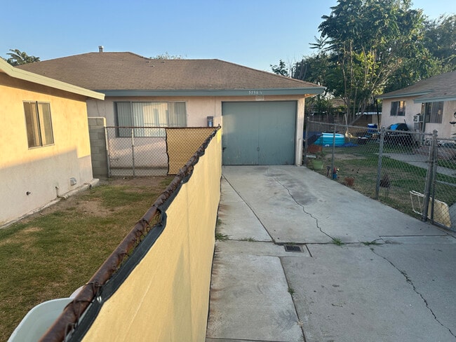 property at 5136 1/4 Clara St