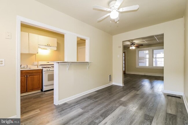 2503 Hobson St in Philadelphia, PA - Building Photo - Building Photo