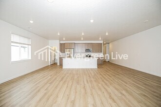 301 Ravello St in Caldwell, ID - Building Photo - Building Photo