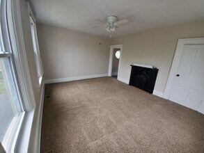 414 Hoge St, Unit 2 in Cincinnati, OH - Building Photo - Building Photo