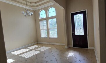 2521 Scarlett Trace Ln in Pearland, TX - Foto de edificio - Building Photo