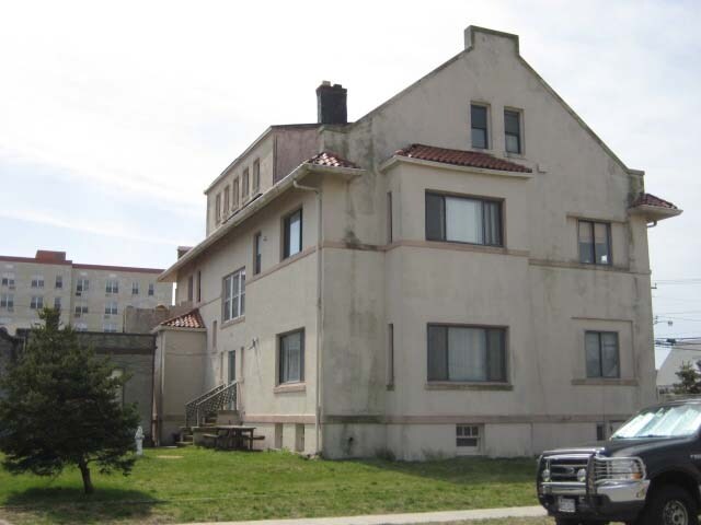 116 Lindell Blvd in Long Beach, NY - Building Photo - Building Photo