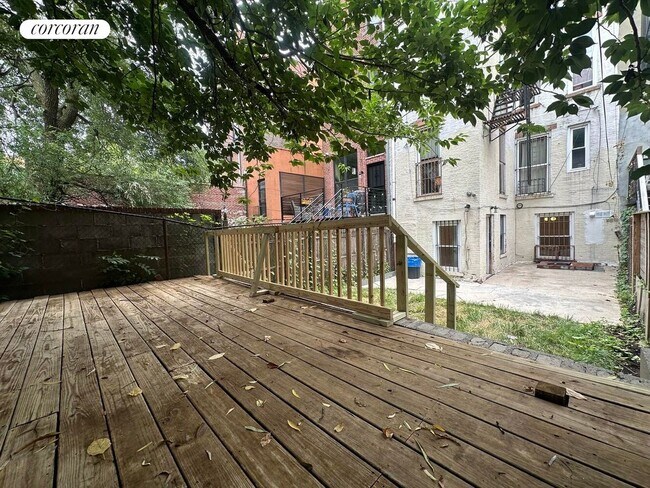 property at 489 Putnam Ave