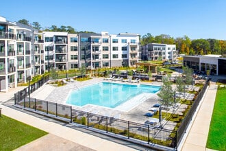 Taryn at 401 in Raleigh, NC - Building Photo - Building Photo