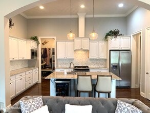 200 Cypress View Dr in Youngsville, LA - Building Photo - Building Photo