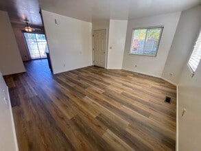 1348 Kimmerling Rd in Gardnerville, NV - Building Photo - Building Photo