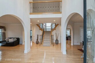 22 Doral Dr in Hawthorn Woods, IL - Building Photo - Building Photo