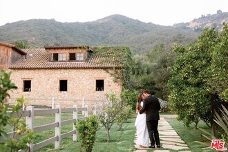 3340 Foothill Rd in Carpinteria, CA - Building Photo - Building Photo