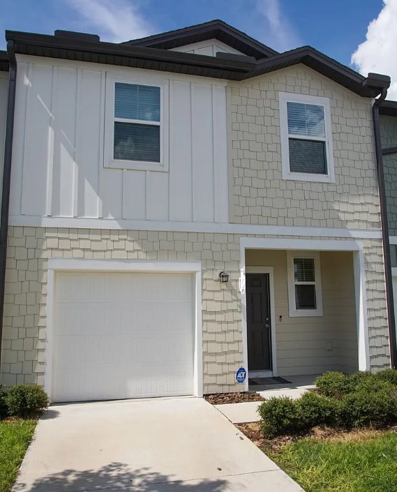 property at 888 Grandin St