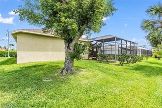 2324 SW 54th Ln in Cape Coral, FL - Building Photo - Building Photo