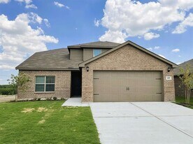 189 Switchback Hl Rd in Newark, TX - Building Photo